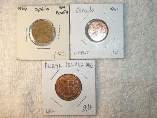 1961 Canada 1 Cent, 1966 Una Peseta, 1965 Aurar Island 5 Aurar