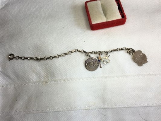 .925 Ladies Vintage Charm Bracelet