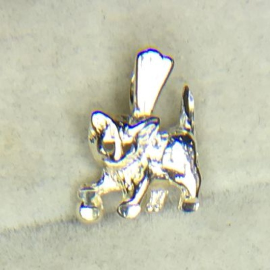 .925 Ladies Sterling Silver Cat Pendant