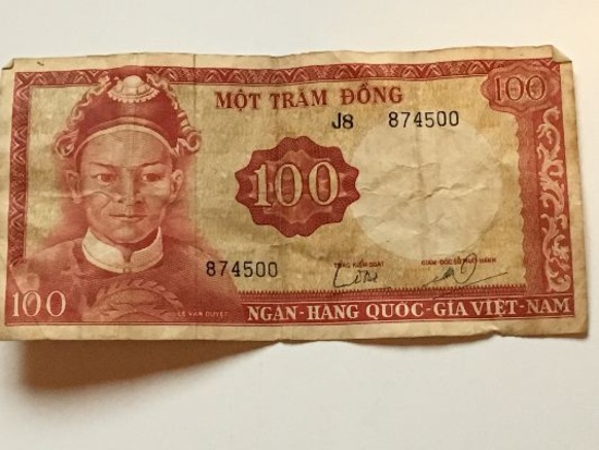 Vietnam 100 Dong