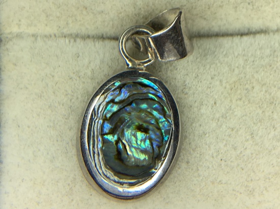 .925 Sterling Silver Ladies Abalone Pendant