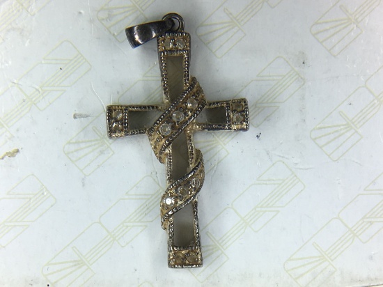 .925 Sterling Silver Ladies Crucifix