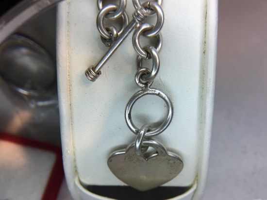 .925 Sterling Silver Ladies Heavy Early Bracelet