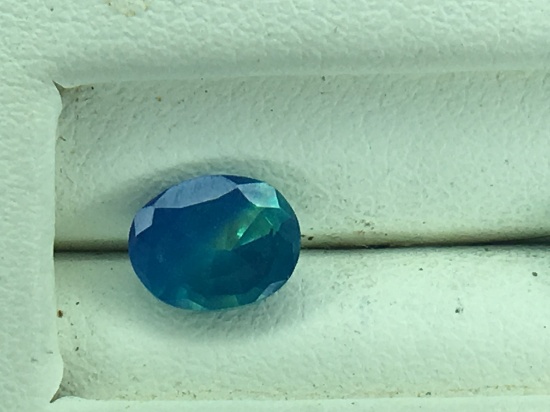 1.03 Carat Bicolored Sapphire Oval Cut