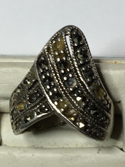 Sterling Silver .925 Vintage Designer Han Thai Ring With Diamond Chips 4.99 Grams
