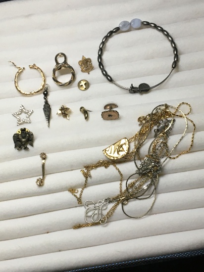 Misc Bag Of Silver And Gold Jewelery