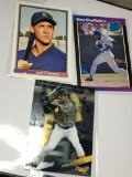 (3)assorted Baseball Cards  Jung Ho Kang  Gary Antonian Sheffield  Bret Boone