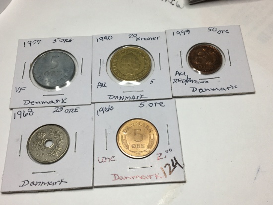 Danmark 1957 5 Ore Vf, 1966 5 Ore Unc, 1968 25 Ore, 1999 50 Ore Au Red/ Brown,1990 20 Kroner Au