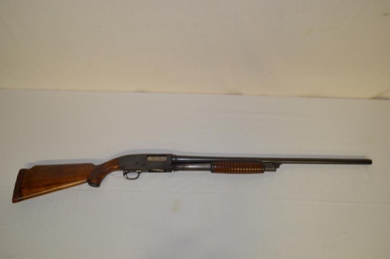 Gun. Stevens Model 620 16ga Shotgun