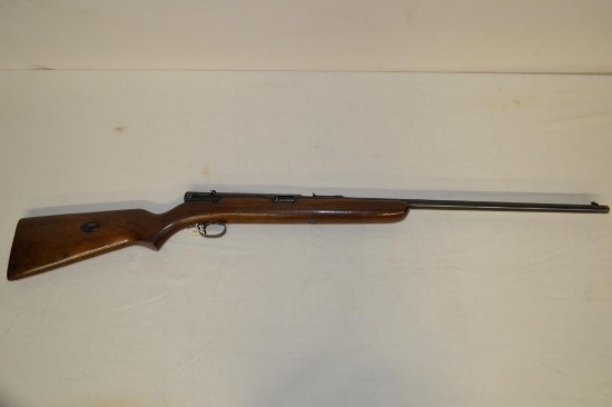 Gun. Winchester Model 74 22 lr cal. Rifle
