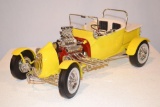 Yellow Model T Car Pick-up
