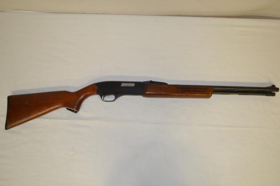 Gun. Winchester Model 270 22 cal rifle