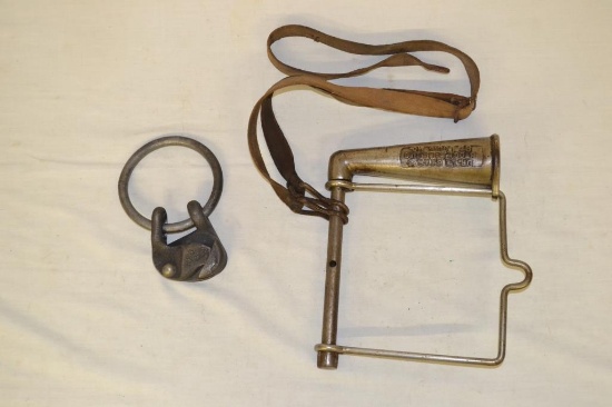 Horse Medicine Bit & Rope Lock