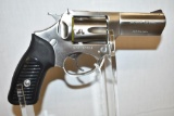 Gun. Ruger Model SP101 327 Fed mag cal Revolver
