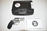 Gun. Charter Arms Model Bulldog 44 sp cal Revolver