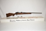 Gun. Weatherby Mark V 300 Weatherby cal Rifle