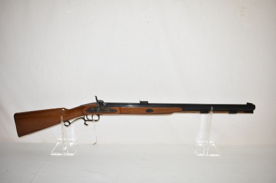 Gun. Thompson Center Cap and Ball 54 cal Rifle