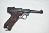 Gun. Mauser S/42 PO8 Luger 9 mm cal Pistol