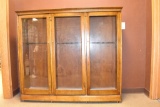 Oak 18 Gun Display Cabinet