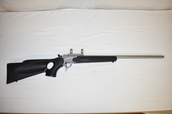 Gun. Thompson Center Encore 220 Swift cal Rifle