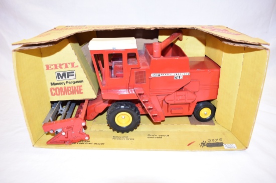 ERTL Massey Ferguson Combine 1/16 Scale Toy