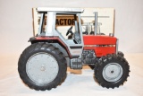 ERTL Massey Ferguson 1/16 Scale Tractor Toy