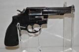 Gun. S&W Model 10-10 38 Special cal Revolver