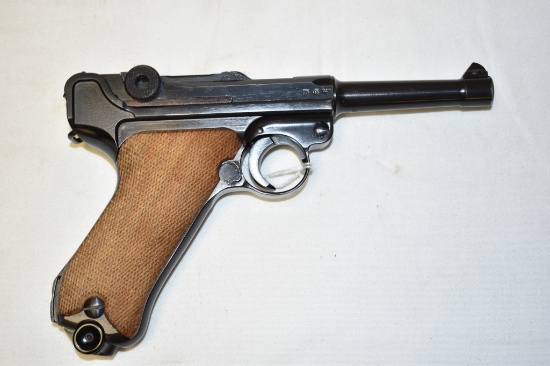 Gun. Mauser BYF Nazi P08 Luger  9mm cal Pistol