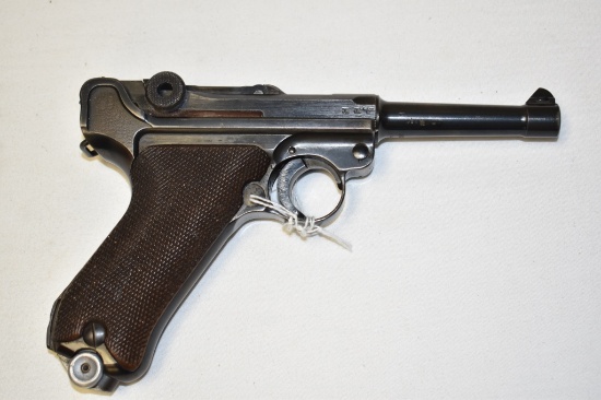 Gun. Mauser BYF Nazi P08 Luger 9mm Pistol