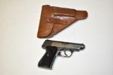 Gun. Sauer & Sohn Model 38H Nazi Army 32 Pistol