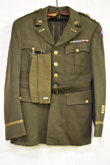 US Militar 5th Army WWII Chemical Officers Uniform