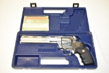 Gun. Colt Anaconda SS 44 mag cal Revolver