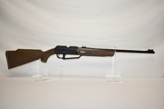 BB Gun. Daisy Model 880 4.5 mm cal Rifle