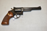 Gun. Taurus Model 66 357 cal Revolver