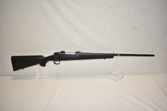 Gun. Winchester Model 70 SPS 3006 cal Rifle
