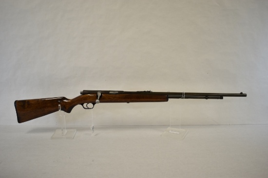 Gun. Pioneer Model 26  22 cal Rifle