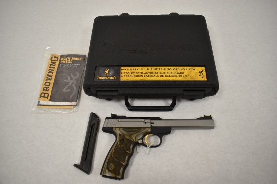 Gun. Browning Buck Mark 22 cal Pistol