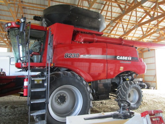 2012 Case IH 8230 Combine