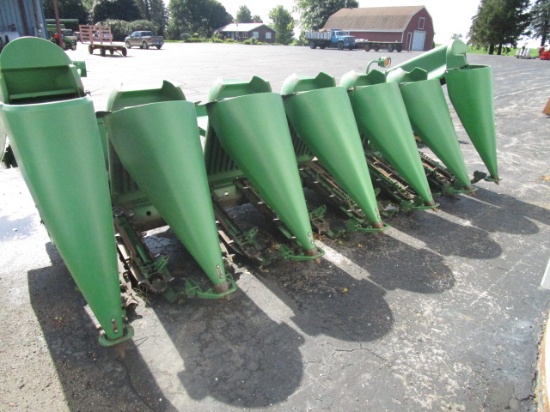 John Deere 693 Corn Head