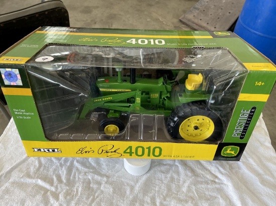 JD 4010 w/loader Toy Tractor