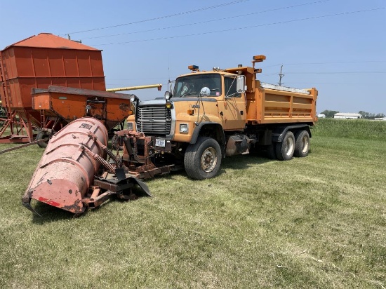 1996 Ford 9000 Gravel Truck