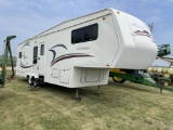 2001 Coachman Royal Deluxe Camper