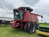 Case IH 2588 Combine
