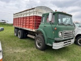 1975 IH Grain Truck