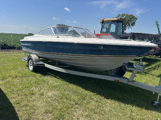 1996 Maxum Boat