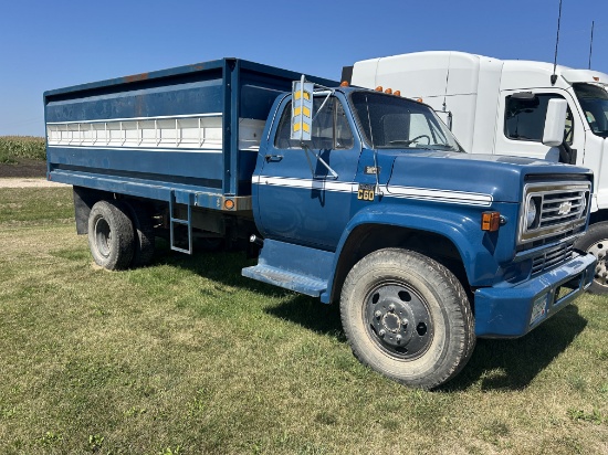 1977 Chev C60 Grain Truck
