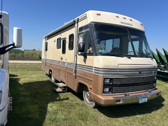 1988 Winnebago Motor Home