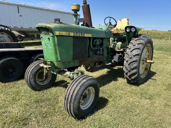 JD 3020 Tractor