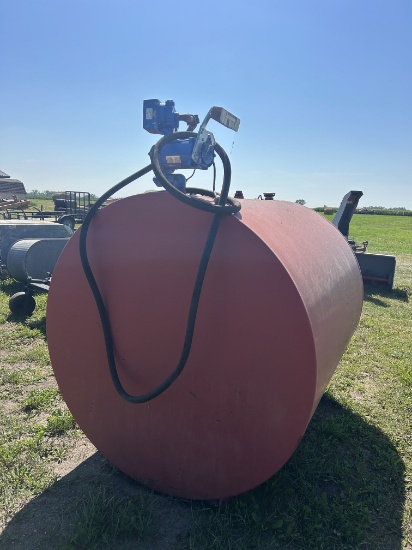 1000 Gallon Fuel Tank