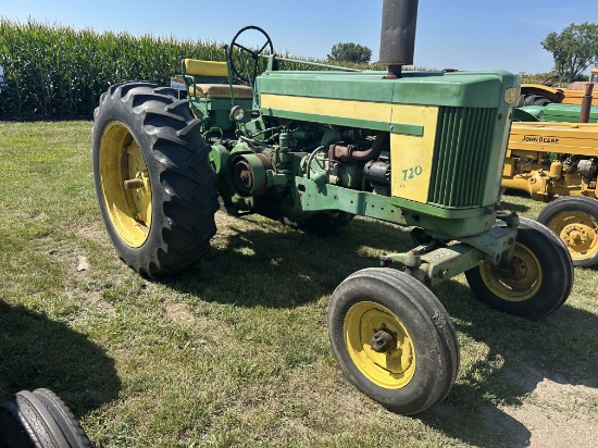 JD Model 720 Tractor